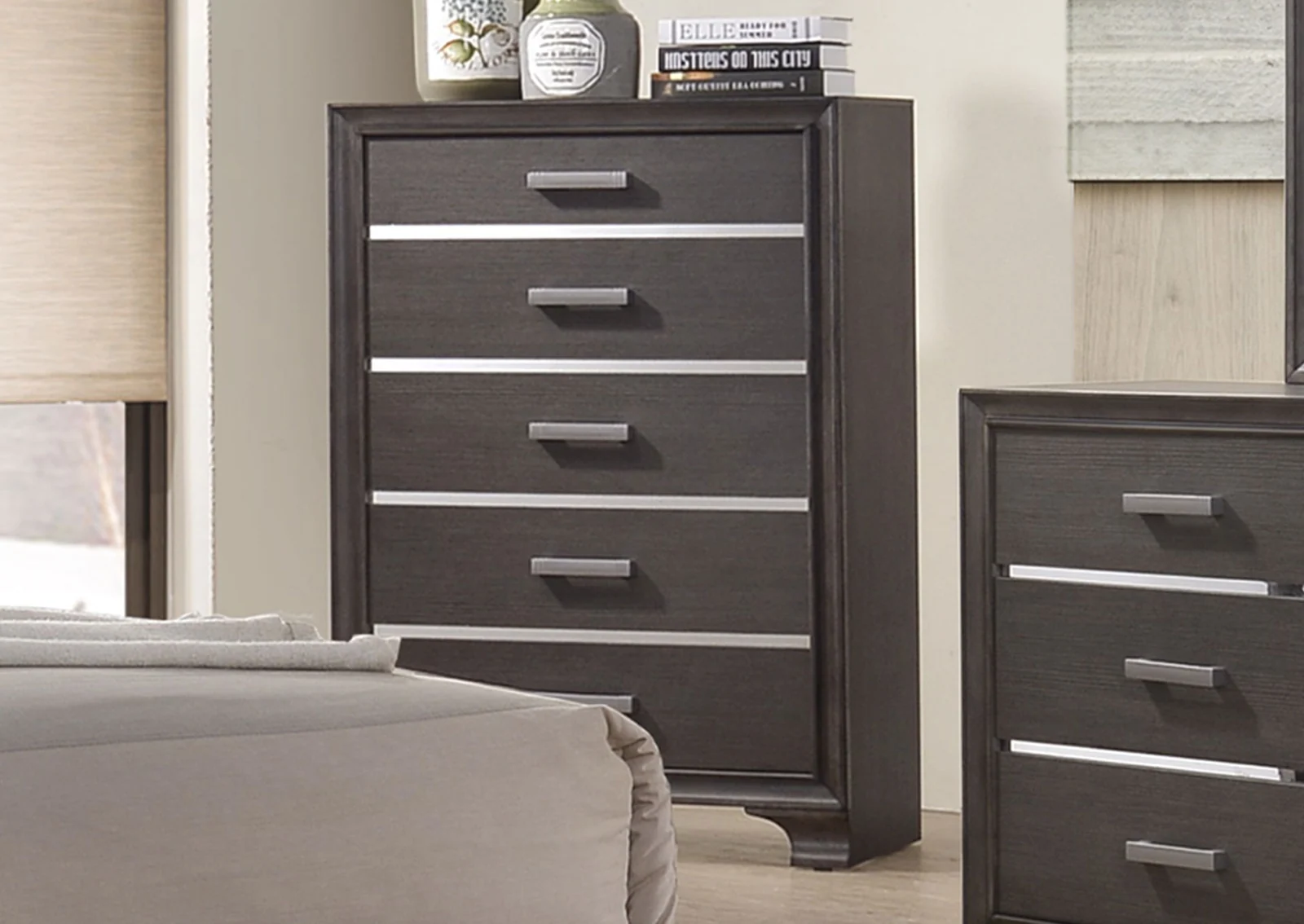 5 Drawer Chest &mdash; Gray