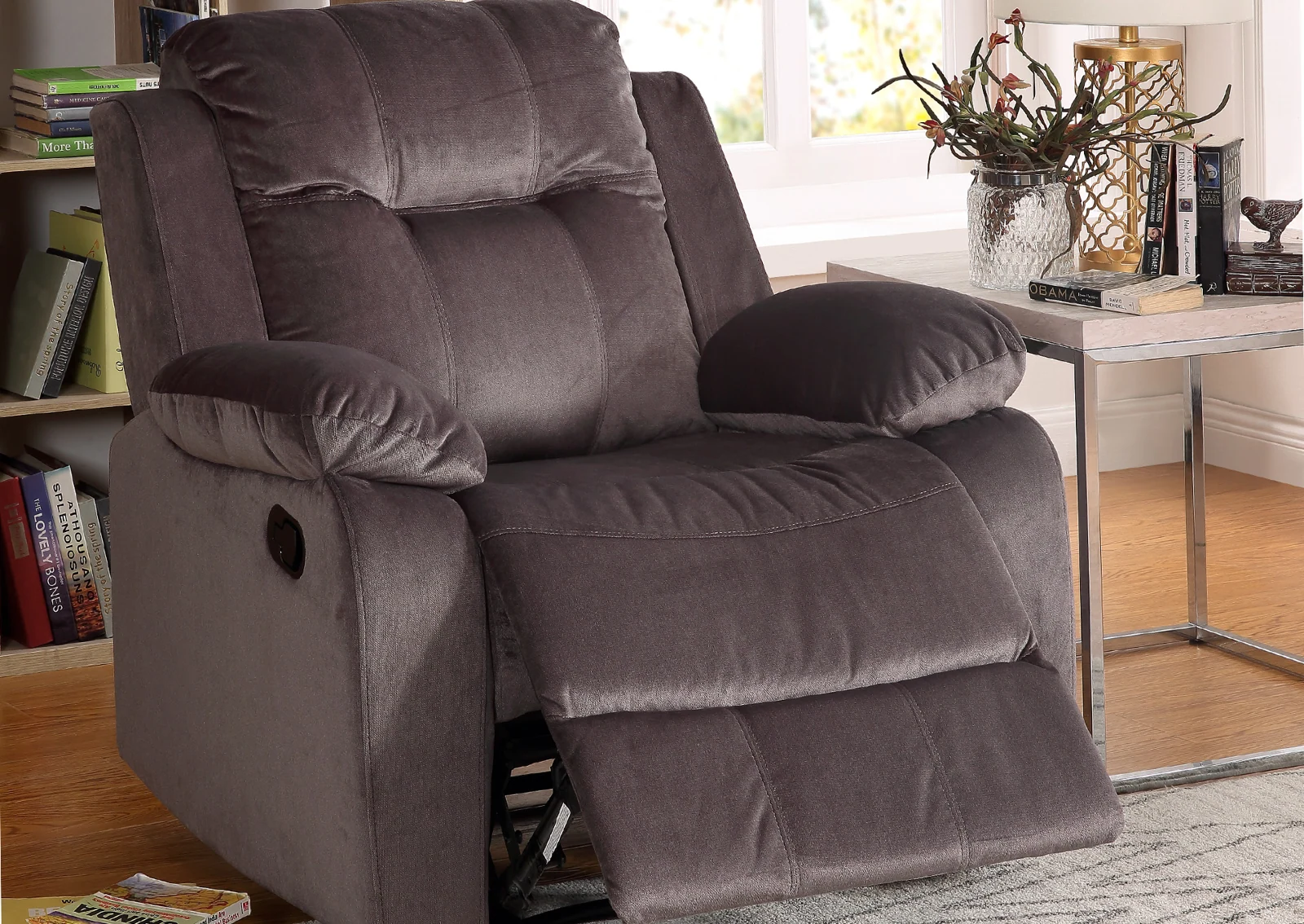 Recliner &mdash; Gray